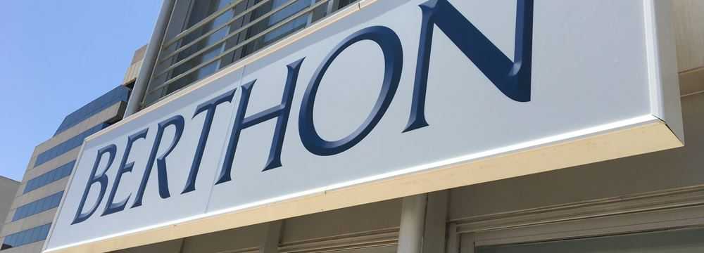 Berthon Sign