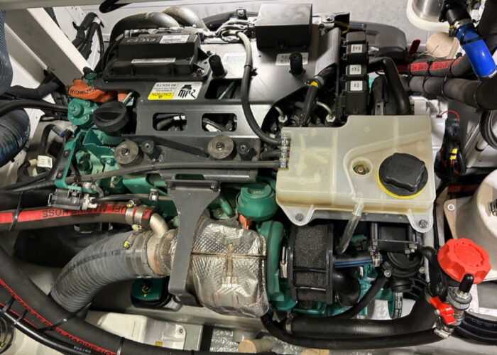 Volvo Penta Engine Service